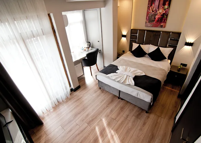 Demhat Old * Istambul